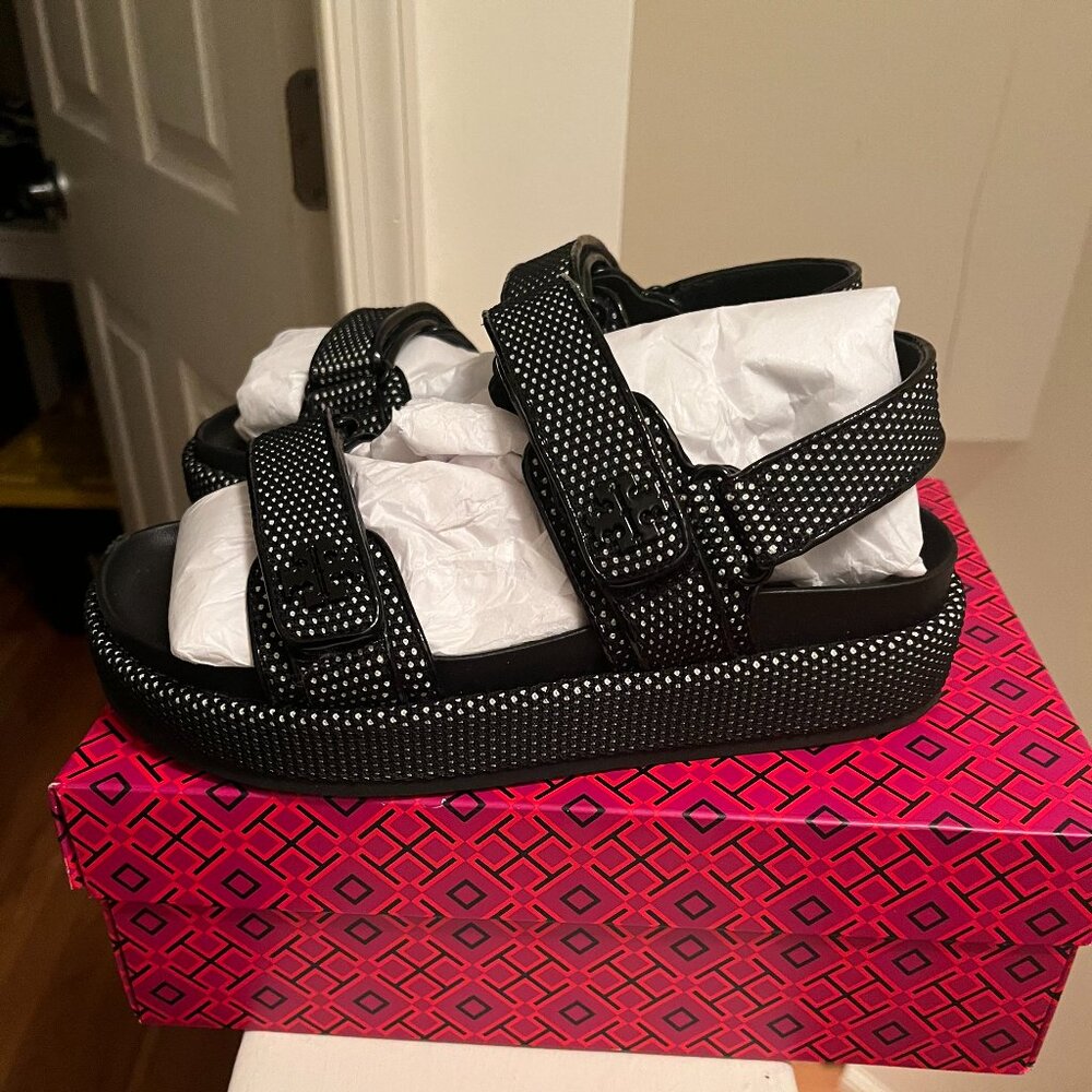 Tory Burch Kira sandals at a steal in a women's size 8!